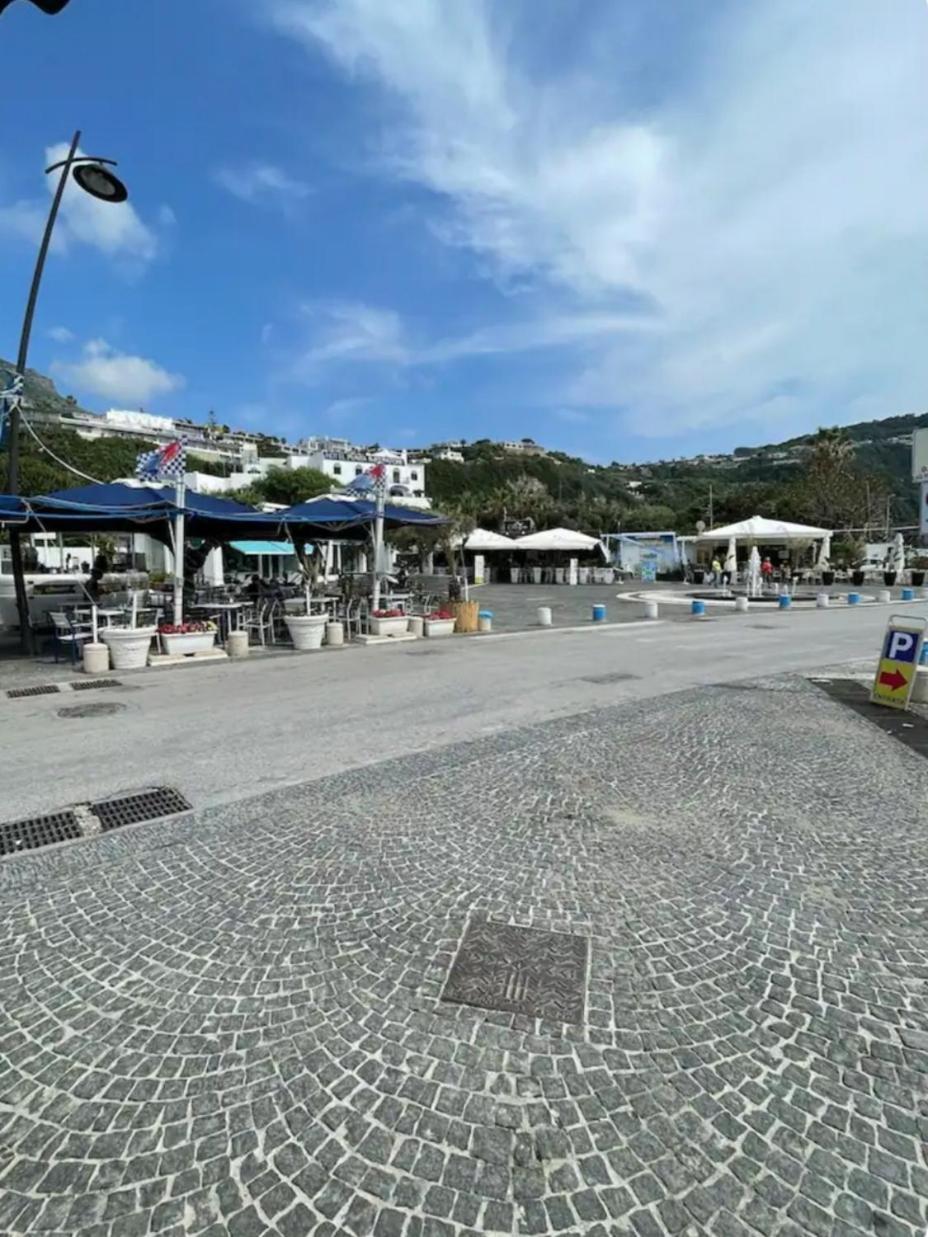 Appartamento A Due Passi Dal Mare Ischia Esterno foto